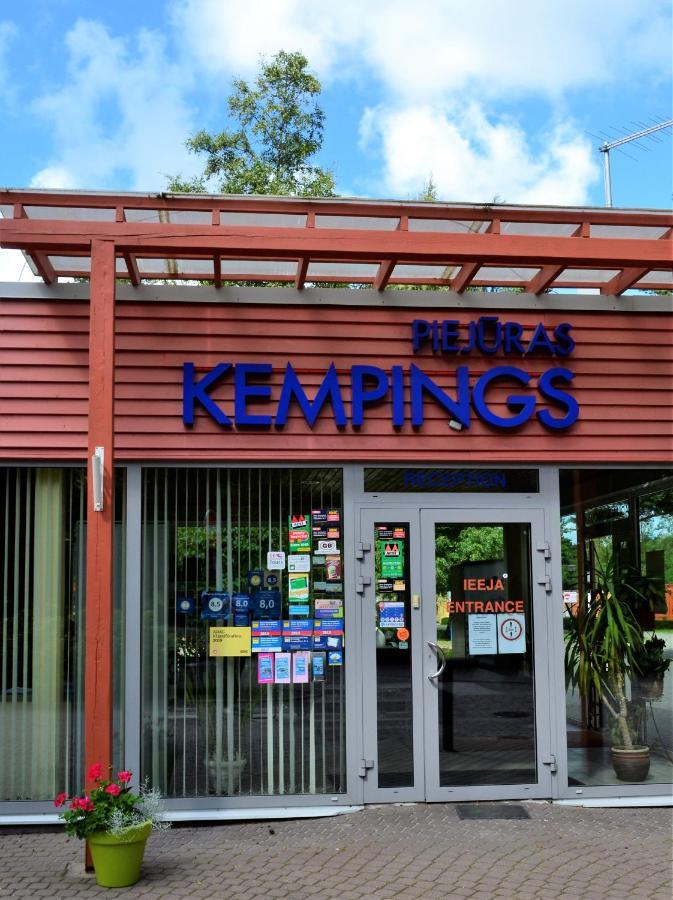 Piejuras Kempings Ventspils Eksteriør billede